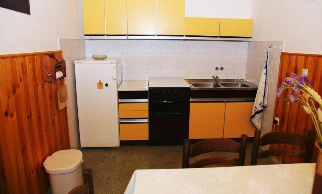 Apartment With Sea View Prigradica Εξωτερικό φωτογραφία